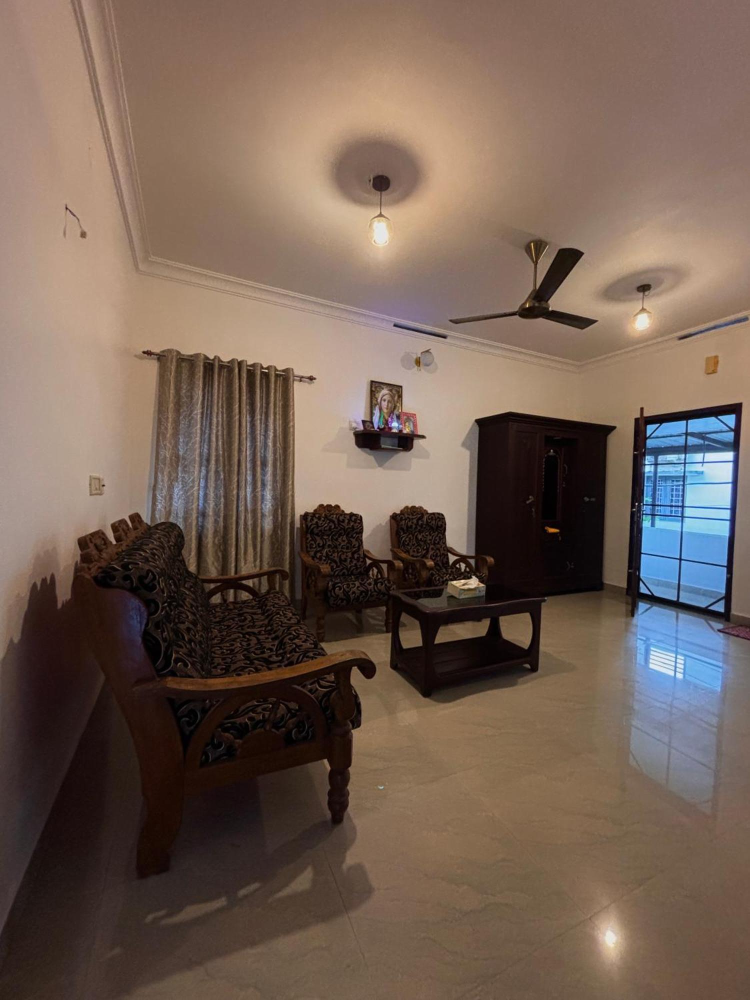Beza Homestay Kochi ภายนอก รูปภาพ